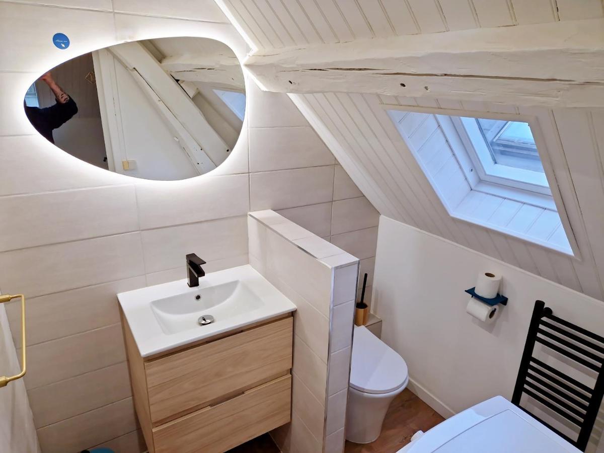 Castle Room Пиерфон Екстериор снимка