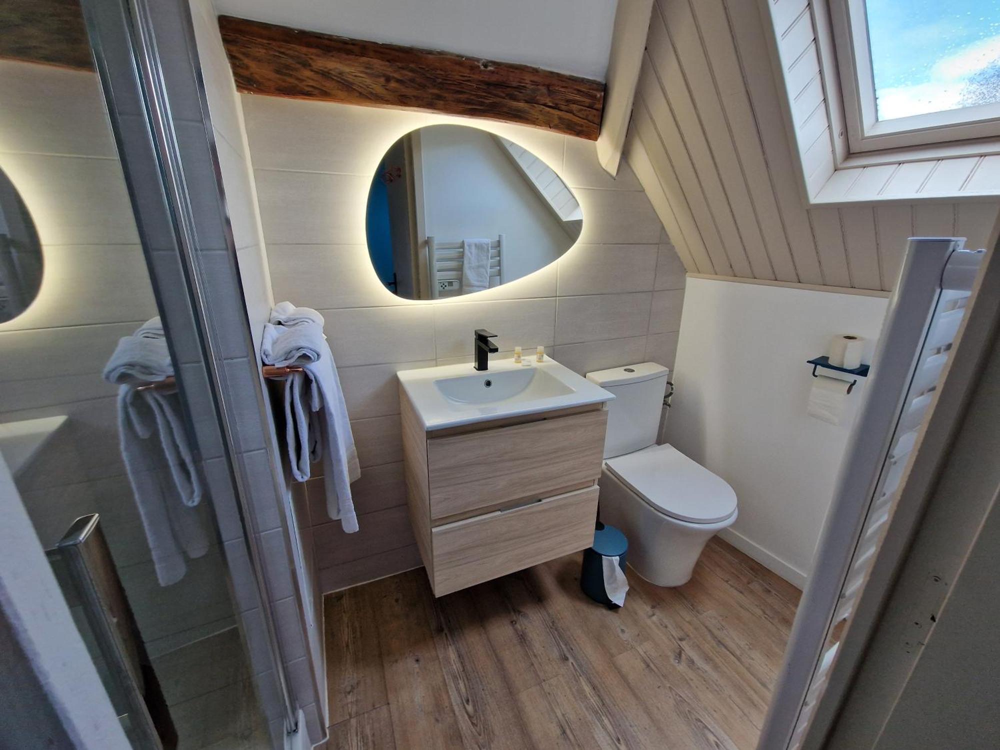 Castle Room Пиерфон Екстериор снимка